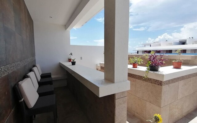 5th Coral Suites by Alex