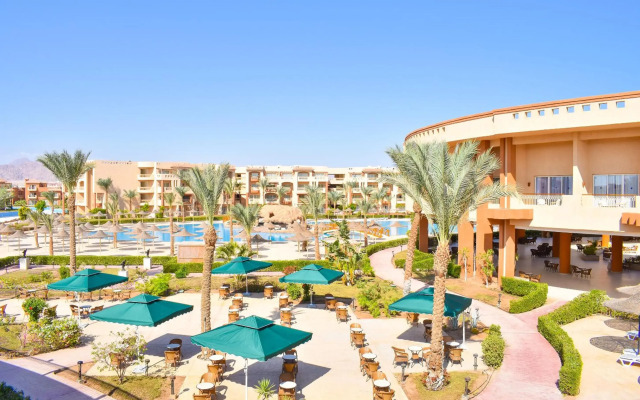 Parrotel Lagoon Waterpark Resort