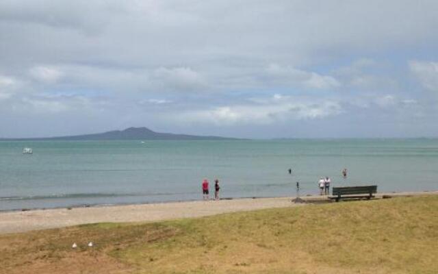 Beach Side B & B
