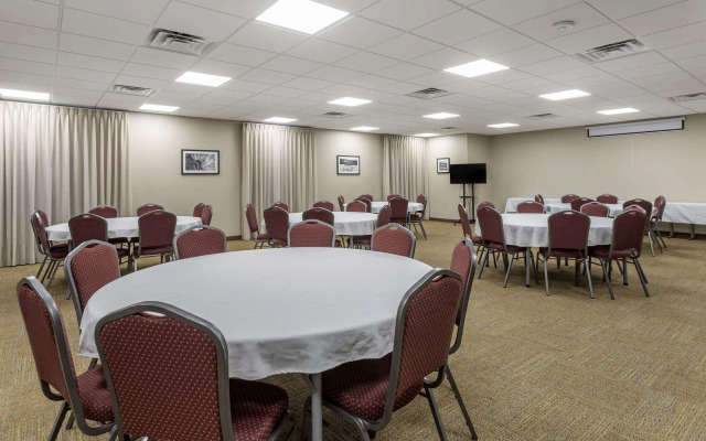 MainStay Suites Bowling Green North