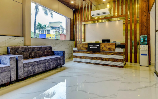 Townhouse Oak Madgaon Railway Junction
