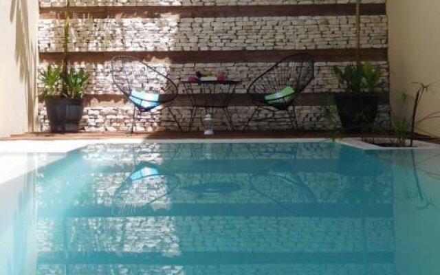 Hotel Carlota