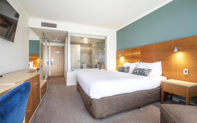 Gateway Hotel by Nightcap Plus
