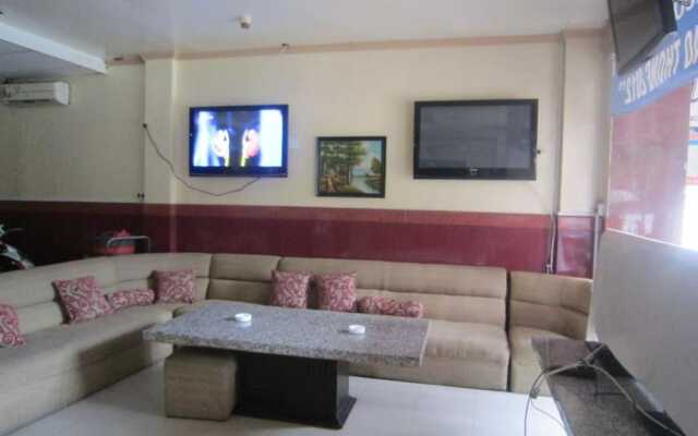 Hanh Long 1 Hotel