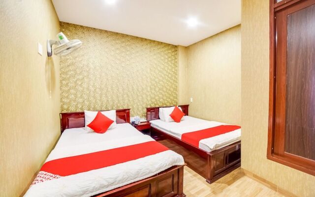 OYO 576 Nhat Hoa Hotel