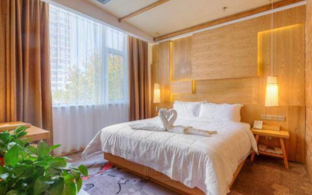 Xi'an  Mantic   Holiday  Hotel