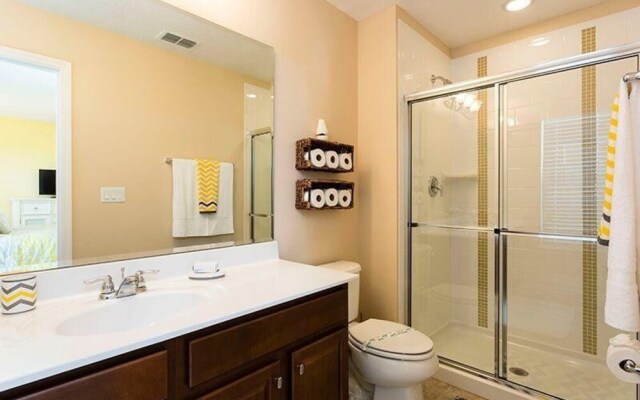 4221 Oakview Drive 6 Bedroom Home