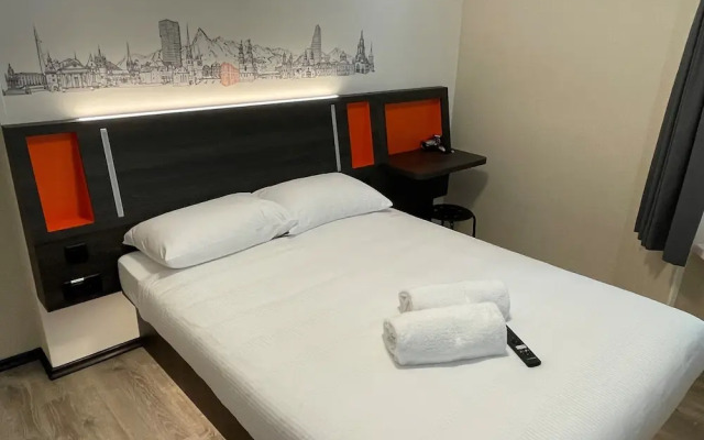 easyHotel Zurich Main Station