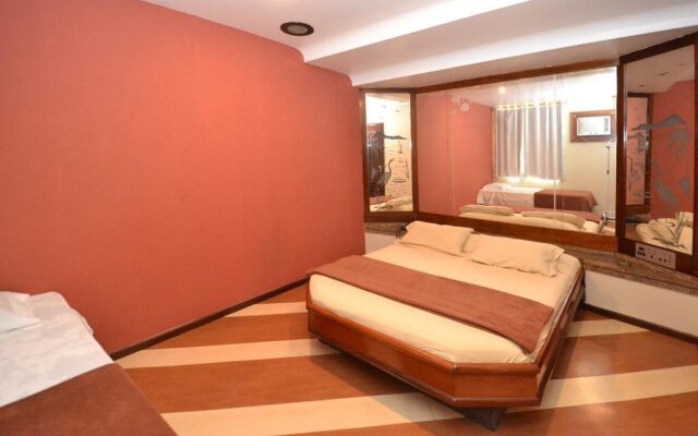 Verona Hotel - Adults Only