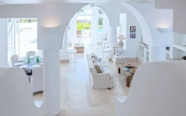 Arushi Villa