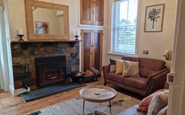 Historic Mintaro Post Office – Guest Rooms – Mintaro