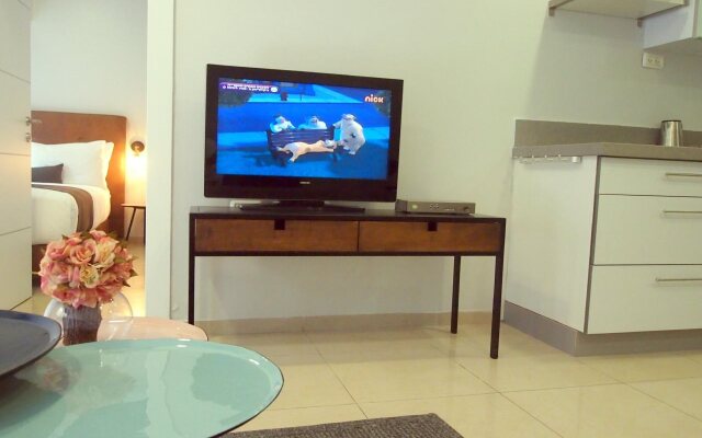Sea Land Suites