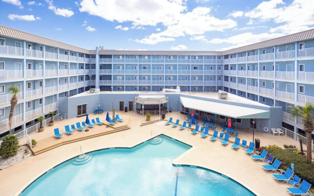 Resort Bungalow Private Boardwalk to the Ocean!