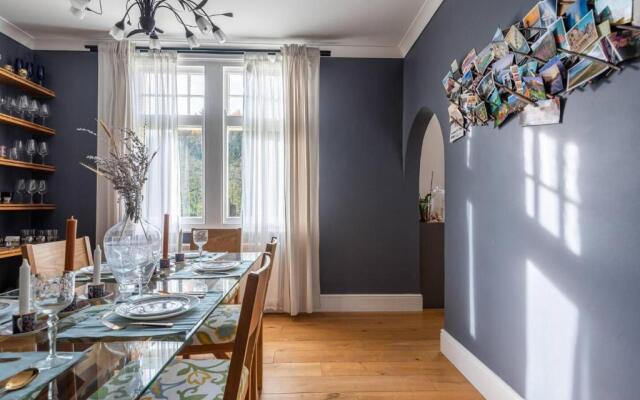 Beautiful 4-bed House in Monmouth