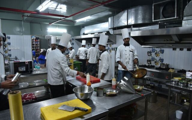 HOTEL MAMTA INTERNATIONAL , BIHARSHARIF - Nalanda- Bihar