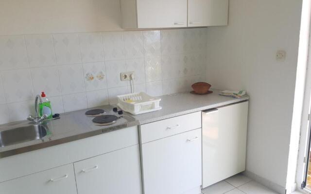 Apartment Bajuti