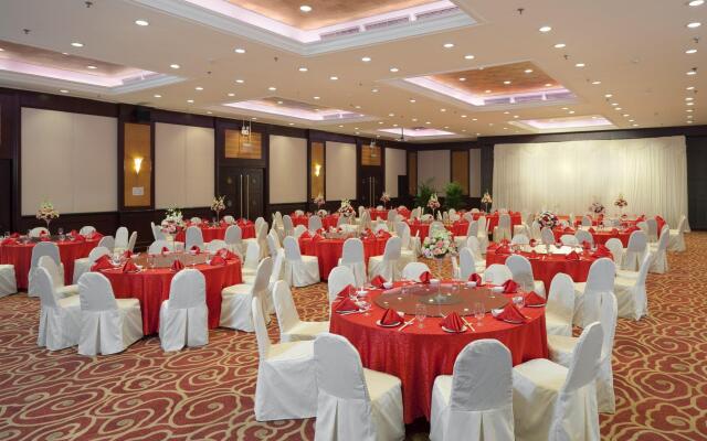 Holiday Inn Beijing Chang An West by IHG