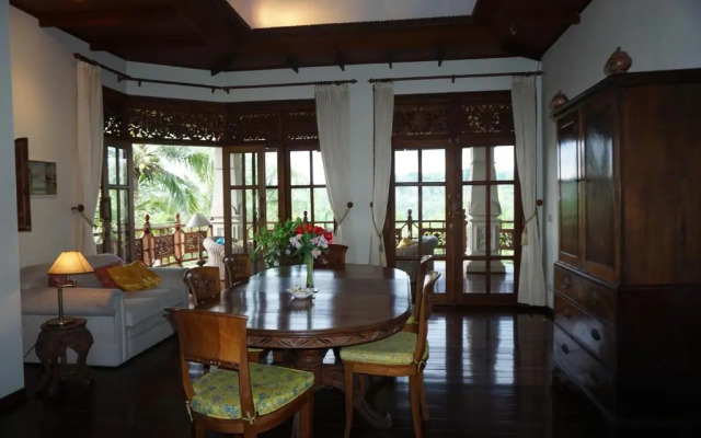 Gunung Paradis Retreat