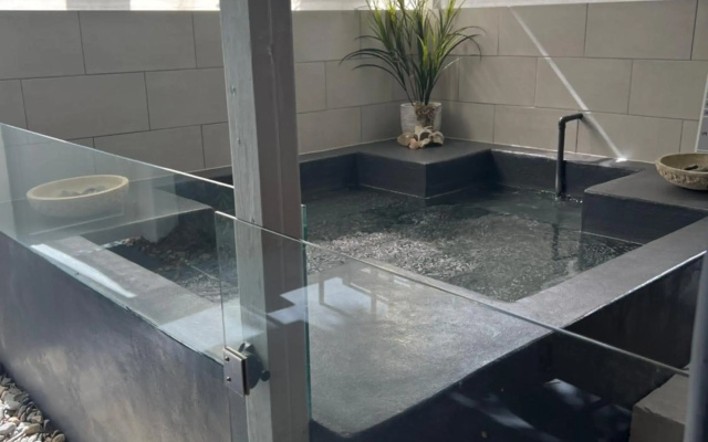 Beachside Apartment 1 with plunge pool