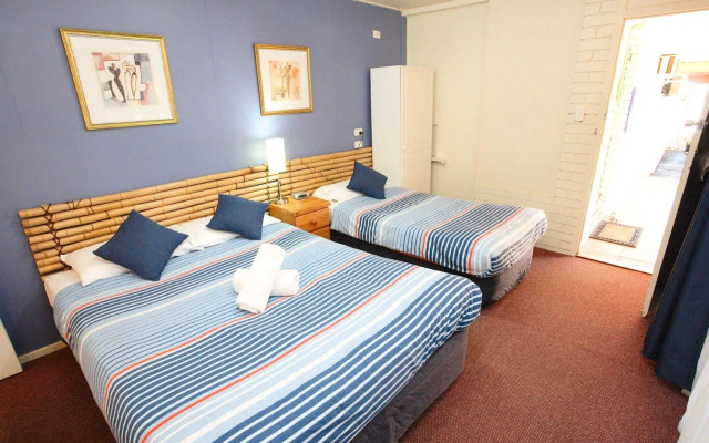 Bundaberg Coral Villa Motor Inn