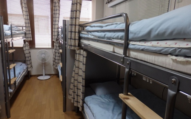 Backpacker's Mini House - Hostel – Guest Rooms – Tokyo