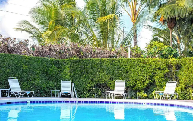 Plantation Suites Hotel