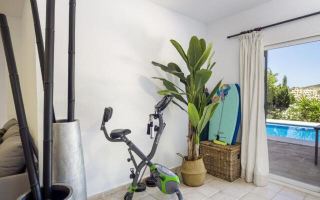 Villa 5 beds with private pool near Estepona - 5007