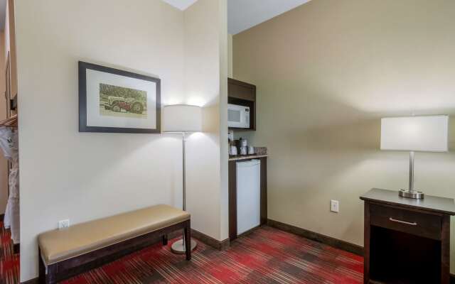 Best Western Plus Red Deer Inn & Suites