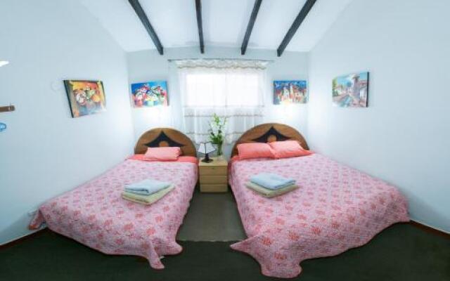 Carlos Guest House Cusco 3