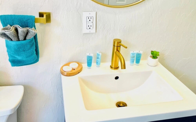 Fairway Getaway Apartments