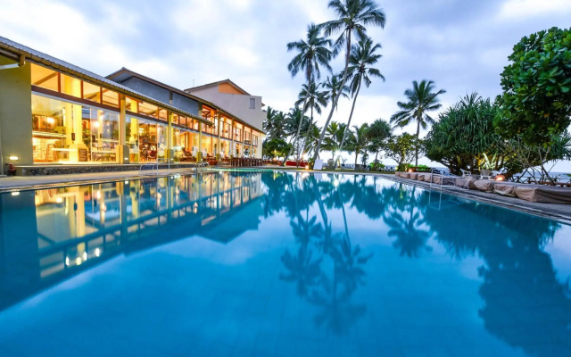 The Youth Hostel - It's a Youth Fame