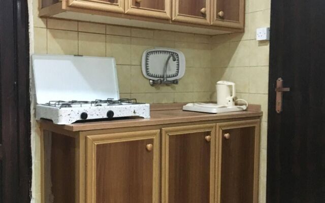 Al Amera Hotel Apartment