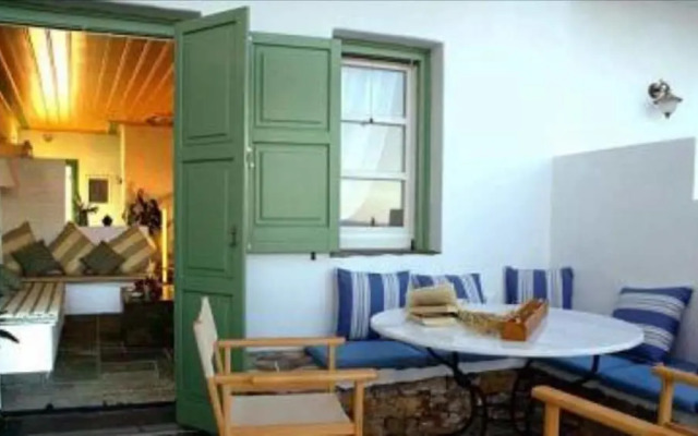 Villa Glaros