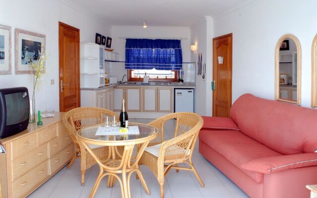 Apartamentos Playa Delphin