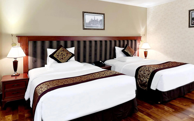 Rex Hotel