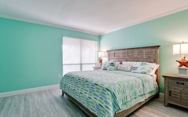 Runaway Bay 270 - 1357301