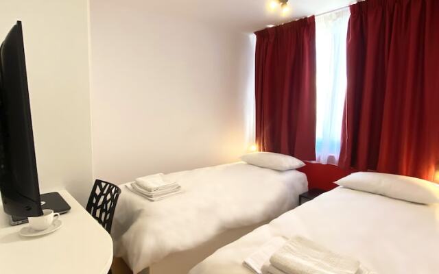 Citizen suites