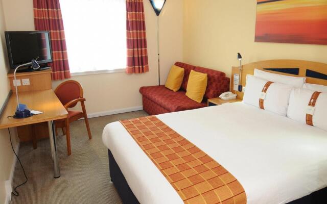 Holiday Inn Express London Hammersmith, an IHG Hotel