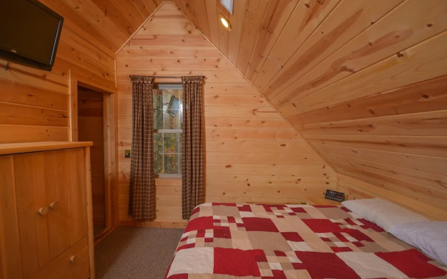 Grin Inn Bear It 3 Bedroom House