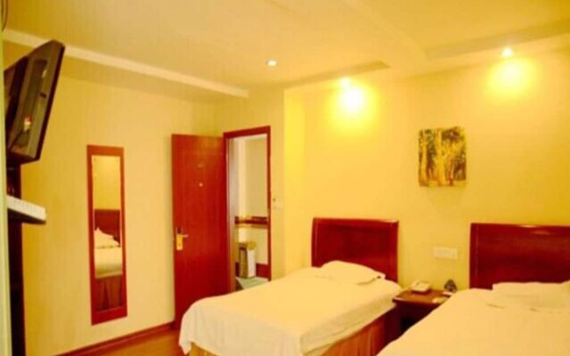 GreenTree Inn  Zhenjiang Dashikou Express Hotel