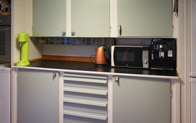 9 Person Holiday Home in