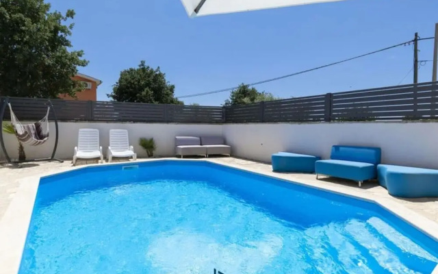 Villa Kostre Comfortable Holiday Residence
