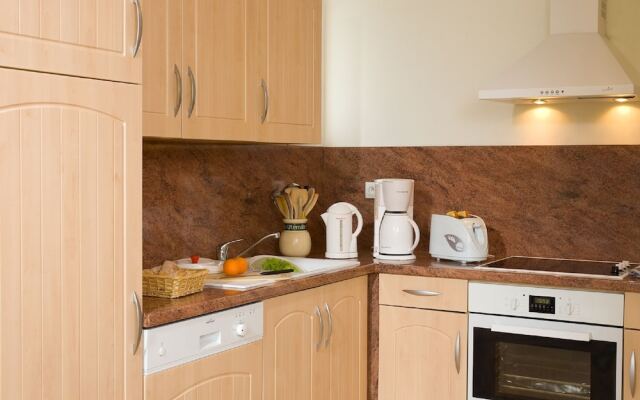 Charming apartment with dishwasher located at a golf course