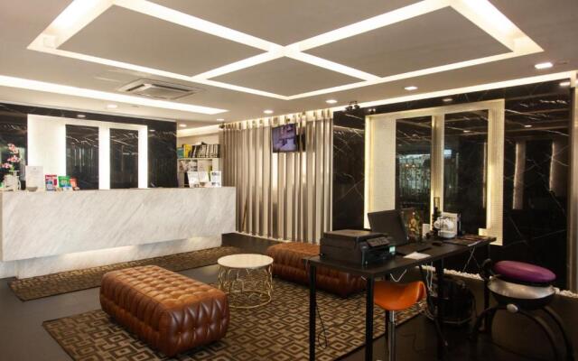 M Design Hotel at Shamelin Perkasa