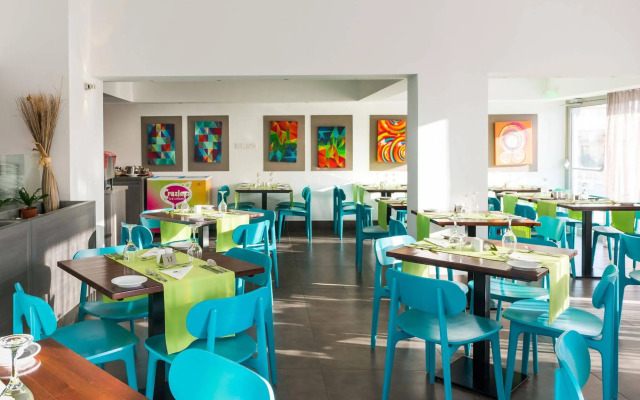 Kefalos - Damon Hotel Apartments