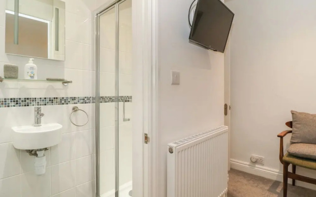 Samphire Lodge