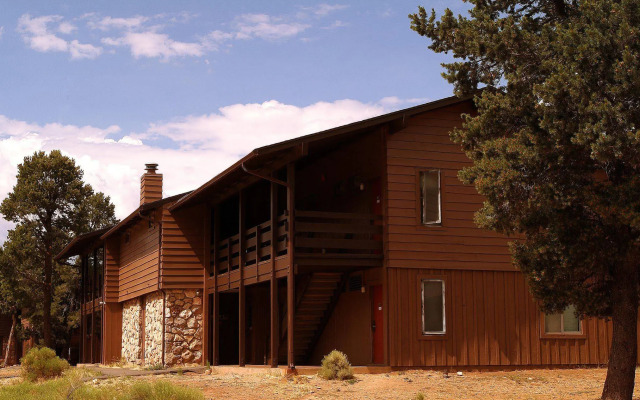 Maswik Lodge - Inside the Park