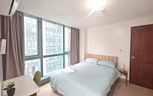 One Uptown Residence