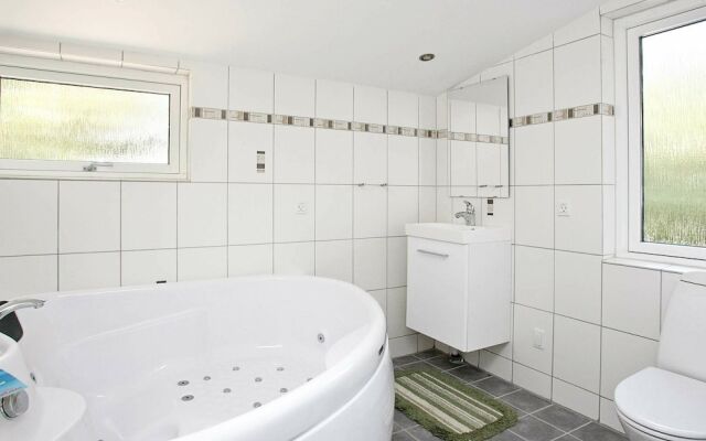 Cozy Holiday Home in Albaek near Sea