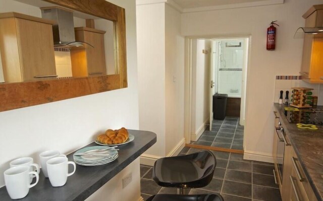 Seagrass, Thornlea Mews